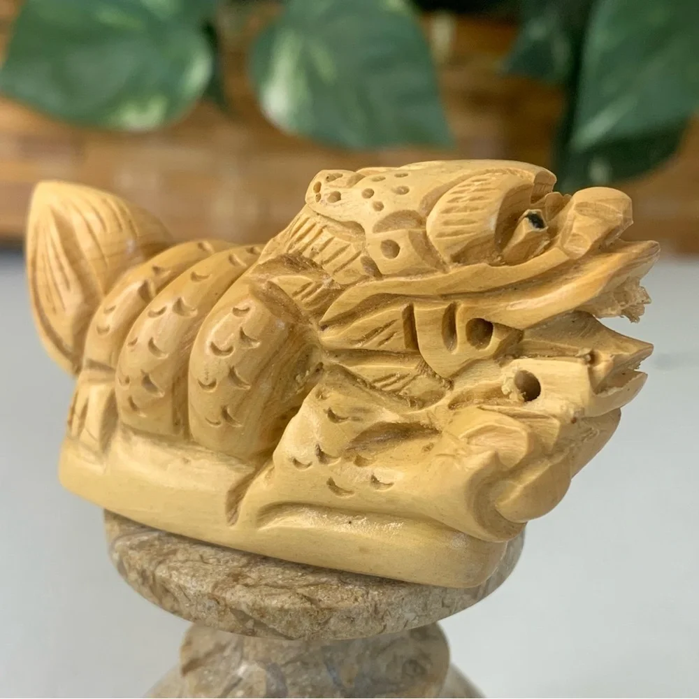 Japanese Netsuke Dragon Snake Beast Boxwood Carving Hand Carved Wood Animal 3.5" - Picture 6 of 16